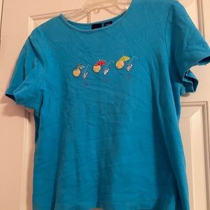 Women’s blue tshirt with tropical drinks-size large